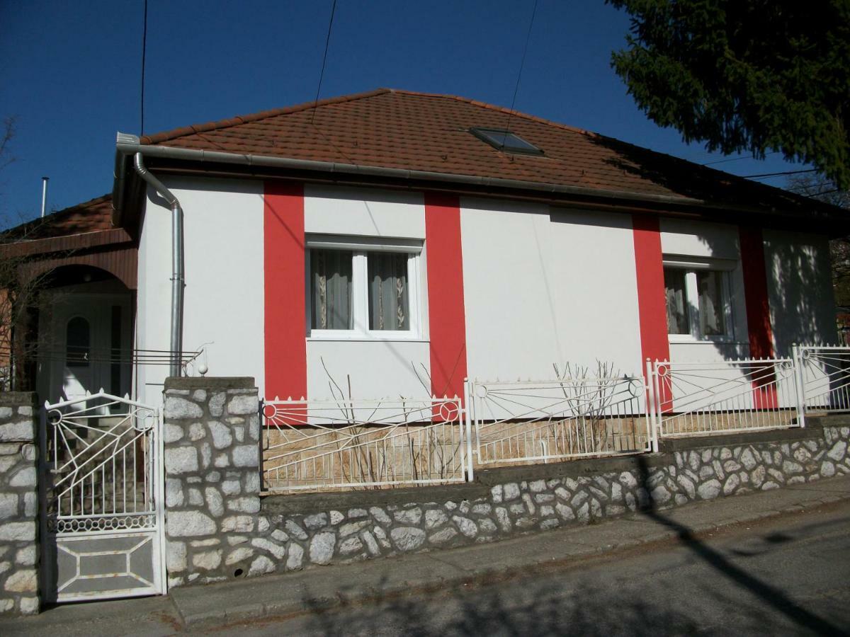 Hotel Füge Vendégház Miskolc Exterior foto